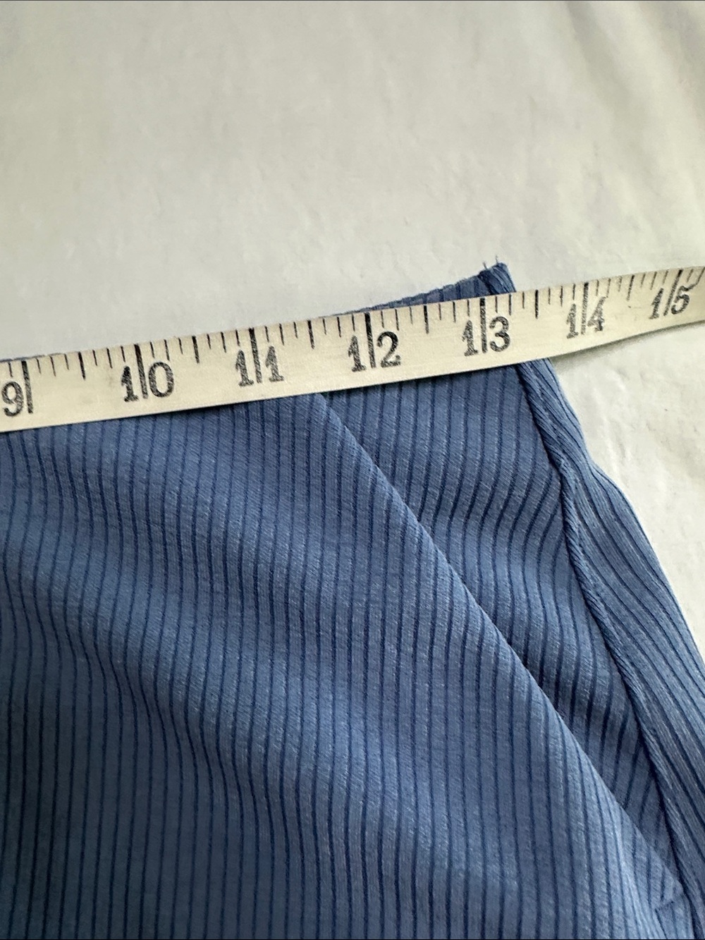 Lululemon Ribbed Softstreme High-Rise Short 2" Size 6 - Picture 8 of 10